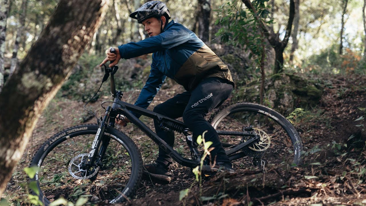 公式】Northwave Bike (ノースウェーブ) Easy Out Softshell Jacket