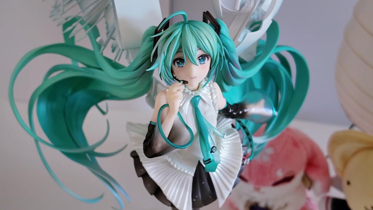 Miku ミク Happy 16th Birthday 1/7: Short Assembly scale figure