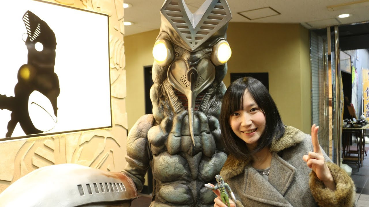 川崎にある怪獣酒場のプレス公開に行ってきた。 - YouTube