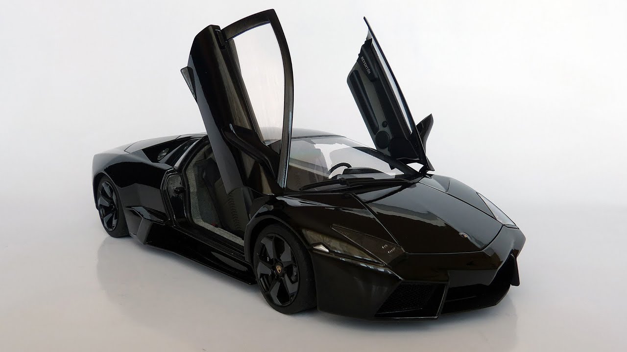 1:18 AUTOart Lamborghini Reventon (black) | DiecastXchange Forum