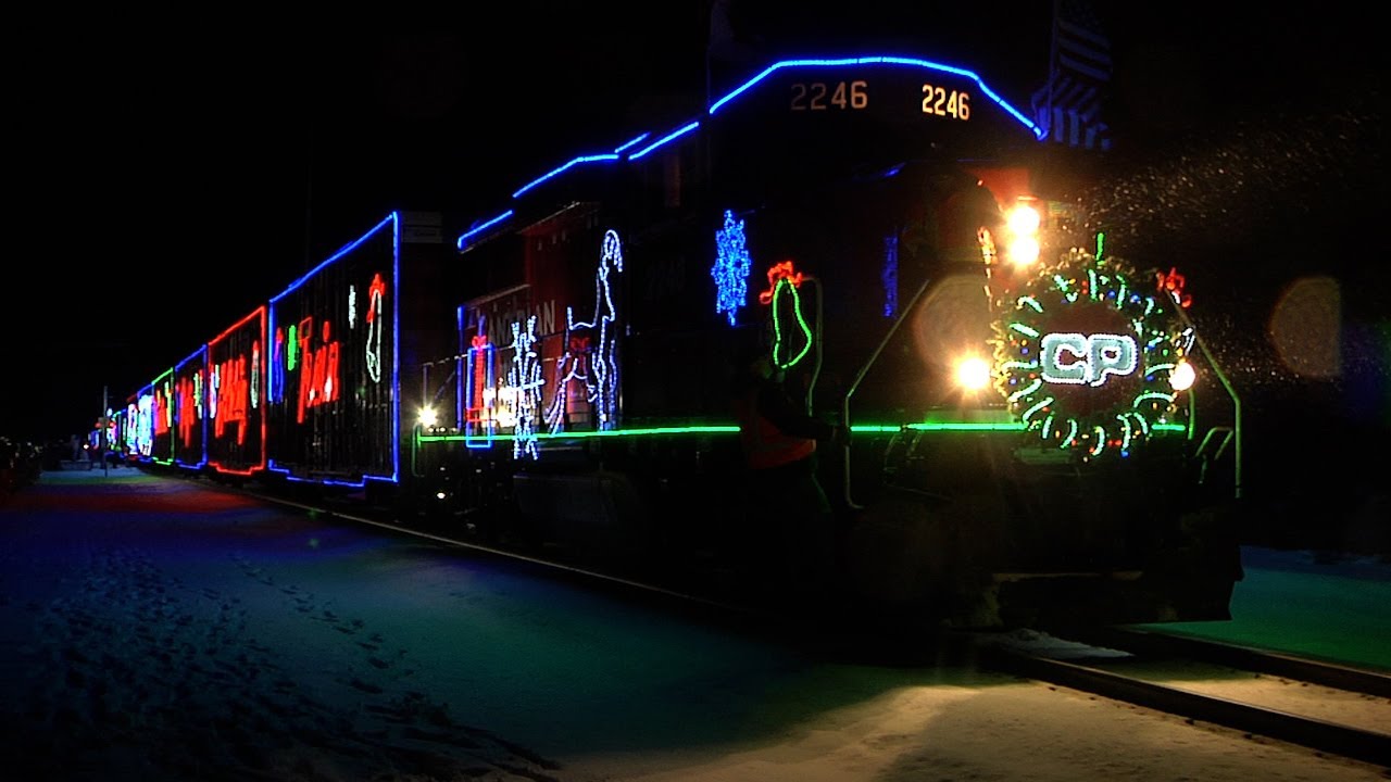 Canadian Pacific Holiday Train 2022 - Hartland, Wisconsin - YouTube