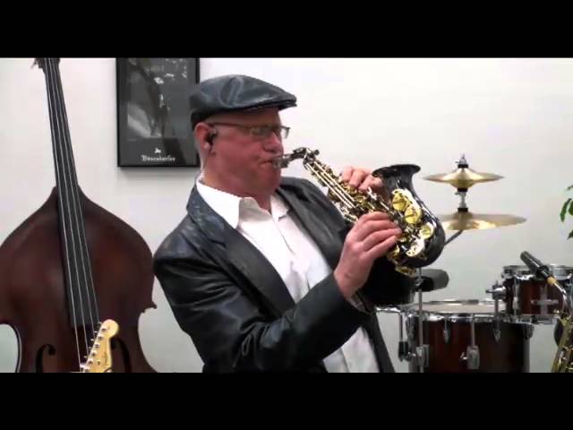 Schiller American Heritage Curved Soprano Video Demo - YouTube