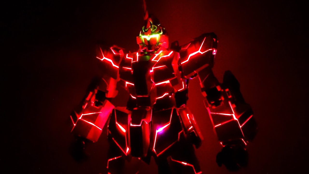 速報！】PG 1/60 RX-0 ユニコーンガンダム 完成報告！！早速光らせたら