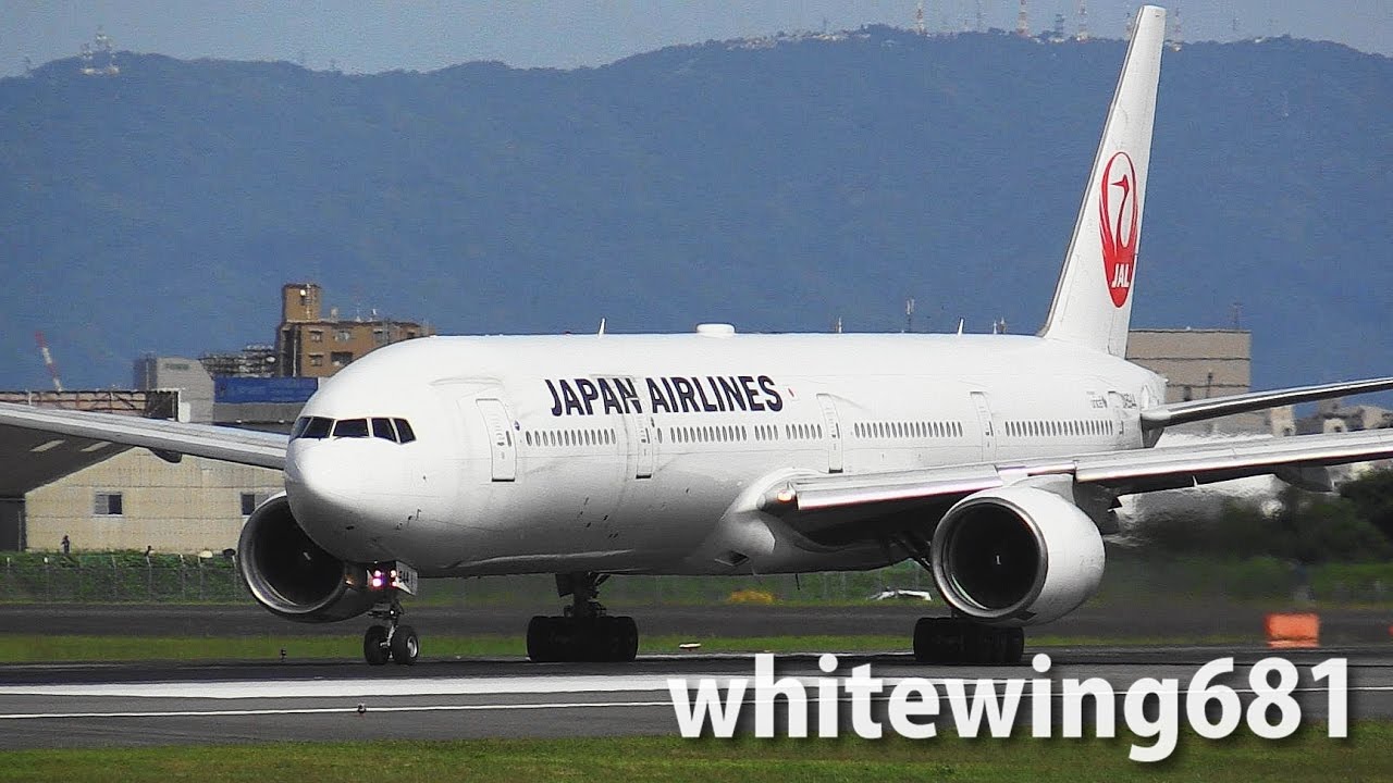 B777-300] JAL Boeing 777-300 JA8944 TAKE-OFF OSAKA Int'l Airport