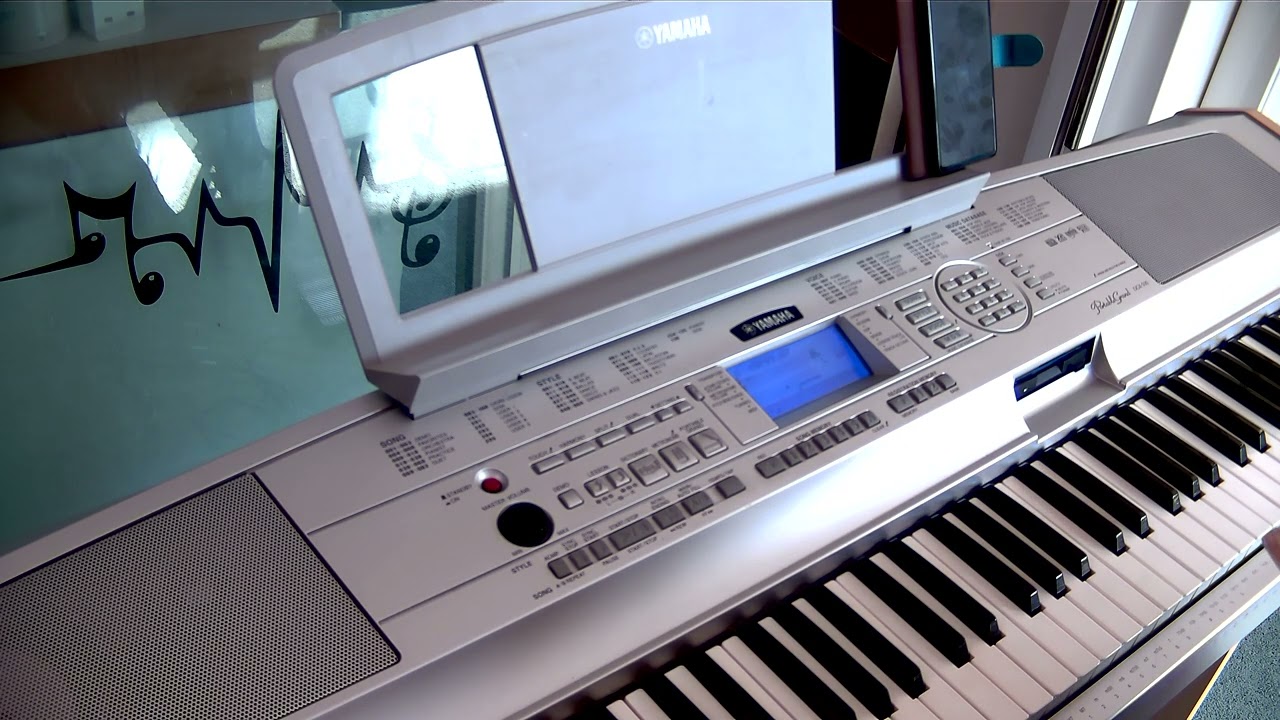 YAMAHA DGX 500 BLAST FROM THE PAST - YouTube