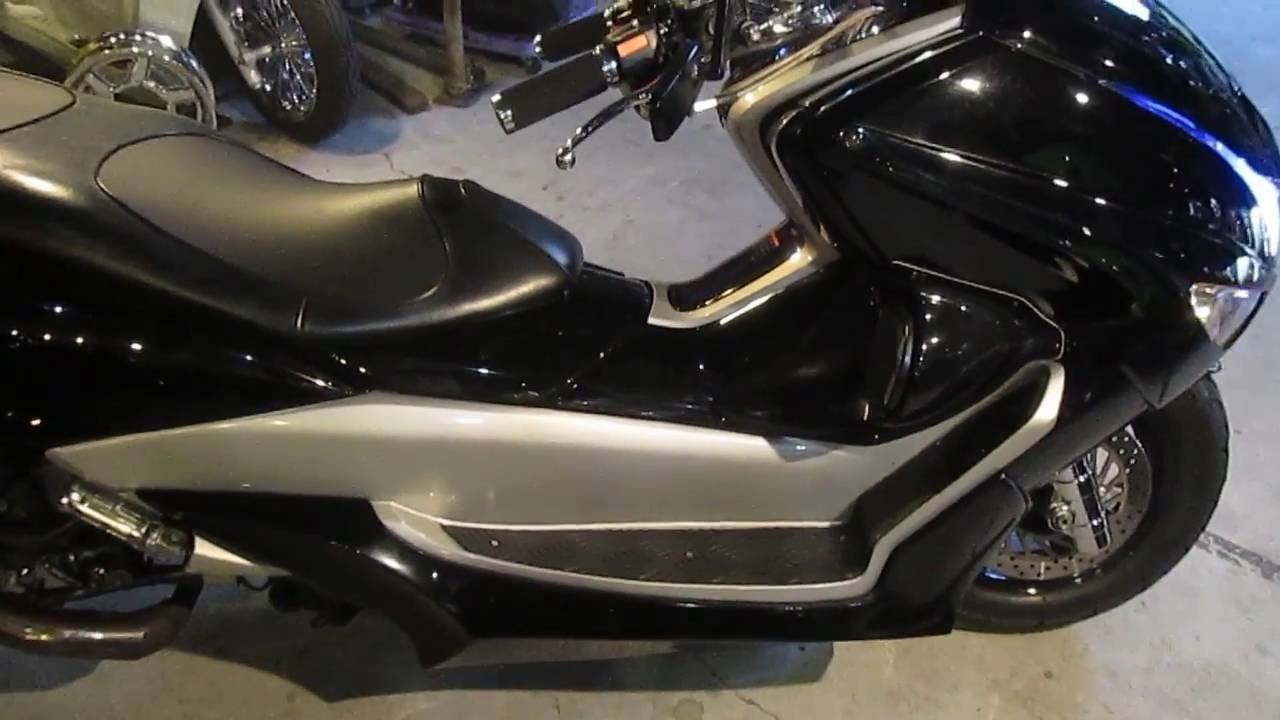 4D9マジェスティ☆約30ロンホイ☆オーディオ☆フラットシート