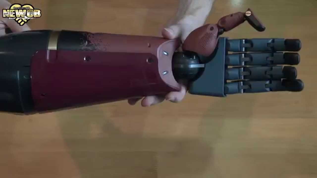 MGS5: 1/1 Scale Bionic Arm - YouTube