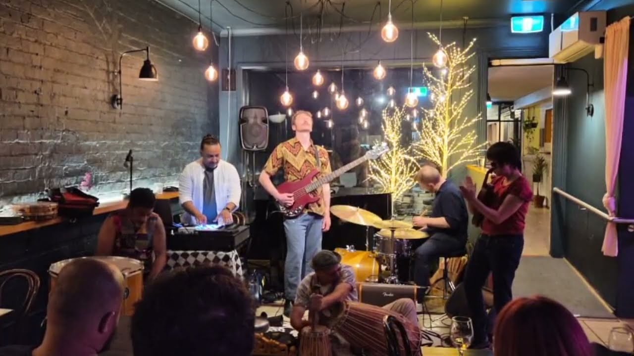 Mireille【SOLENNEL（ソラネル）】サウンドサンプル - YouTube