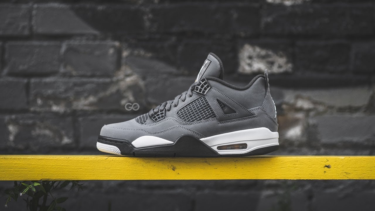 Air Jordan 4 Retro 