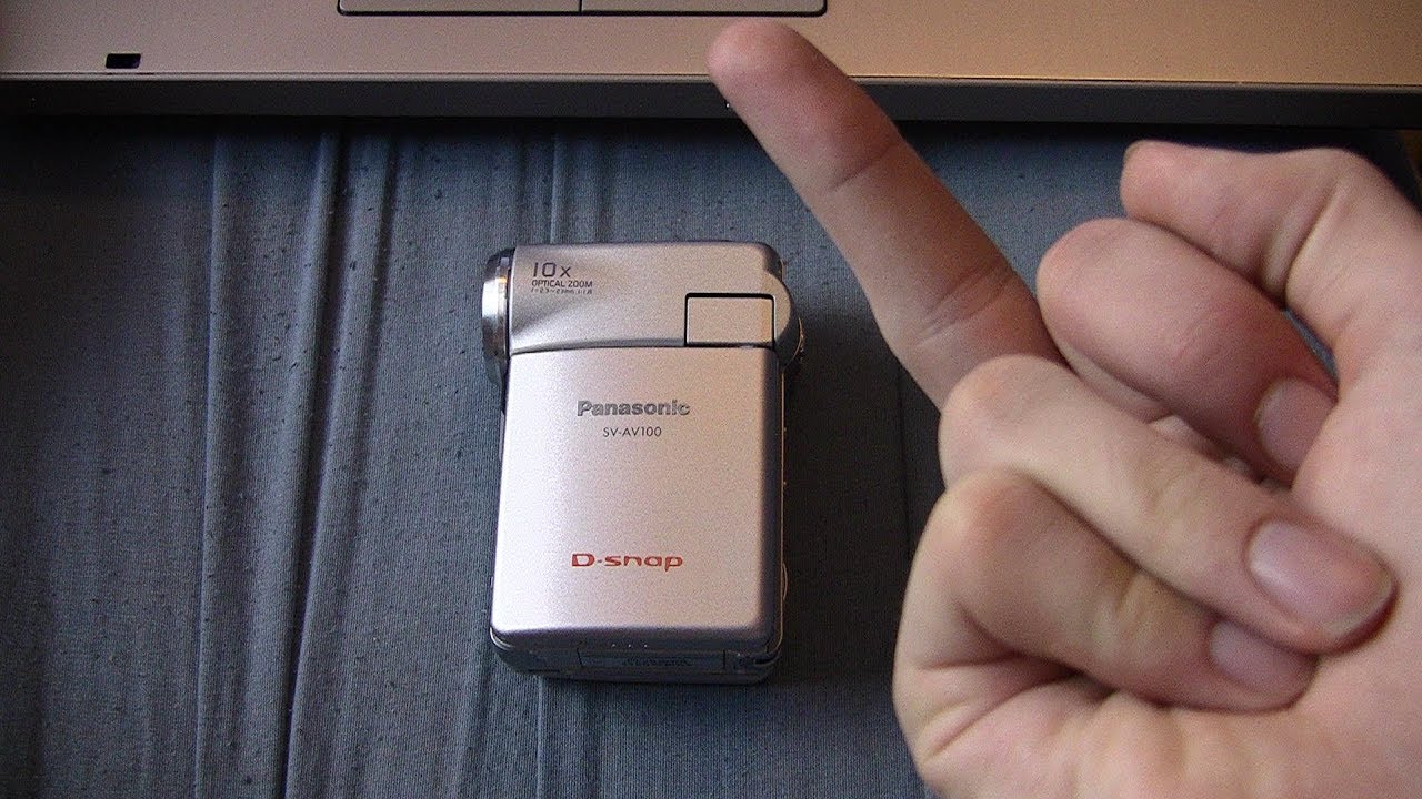 Panasonic D-Snap SV-AV100 test and rant {FEATURING *gasp* A