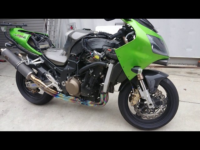 kawasaki カワサキ ZX-12R ストリップにして内部観察 - YouTube