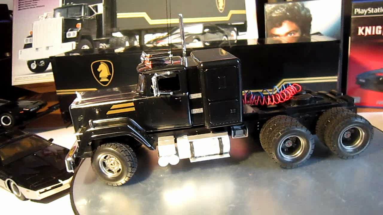 Aoshima 1:28 Knight Rider Trailer Truck.. it's disappointing