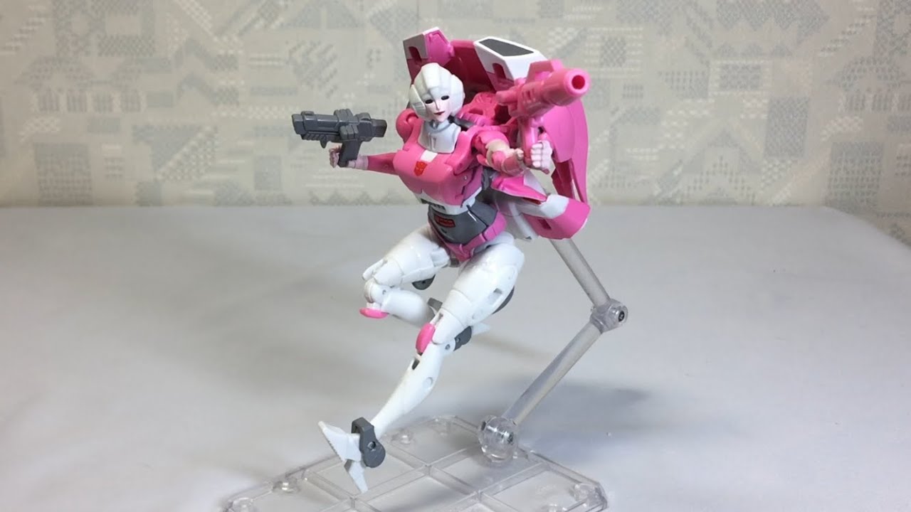 LONG Review] Beautiful female warrior Arcee! LG10 Transformers