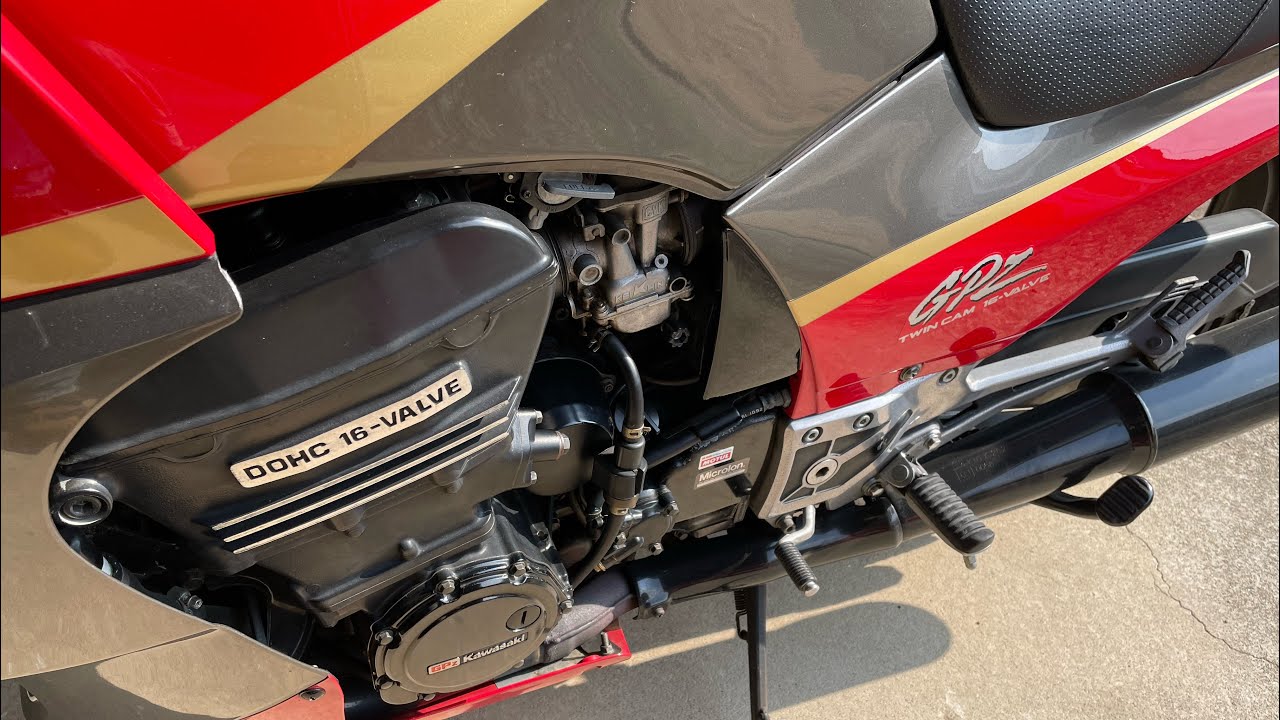 カワサキGPZ900R スポーツラグジュアリーシート SLSシート SS