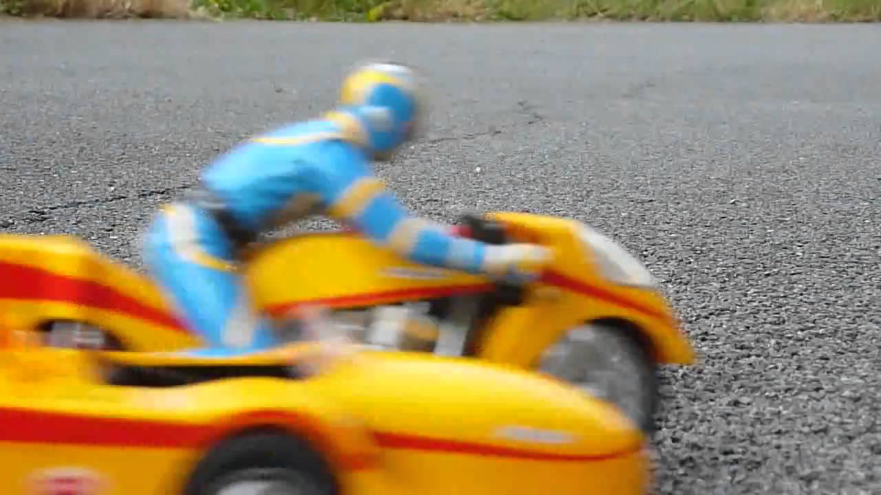 人造人間キカイダー ラジコン - YouTube