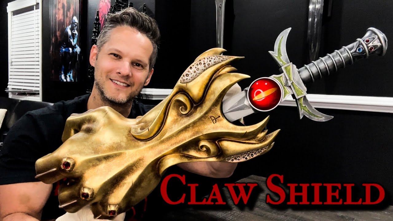 Lion-O Claw Shield Unboxing! (Thundercats prop replica) - YouTube