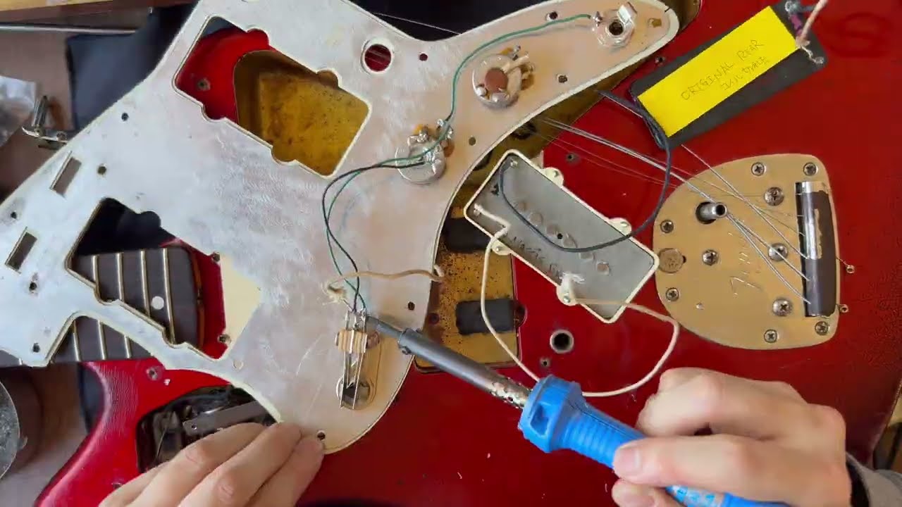 Fender USA American Vintage '62 Jazzmaster 2000年製をJ.Mascis