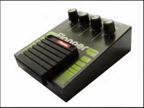 Amdek (roland) vintage flanger FLK-100 - demo by polynominal.com