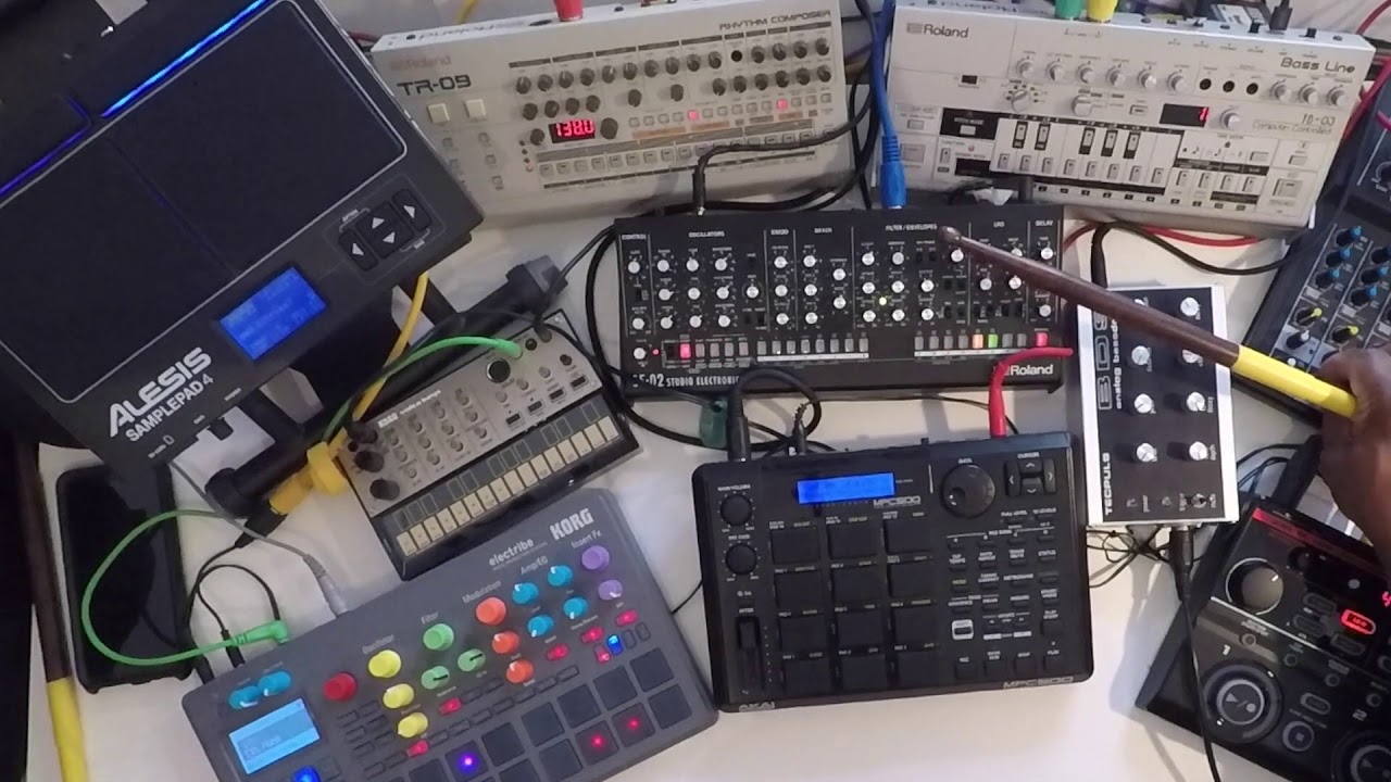 エレキドラムのサブ機材に！DJでも活用可能！？ALESISの「SAMPLEPAD 4