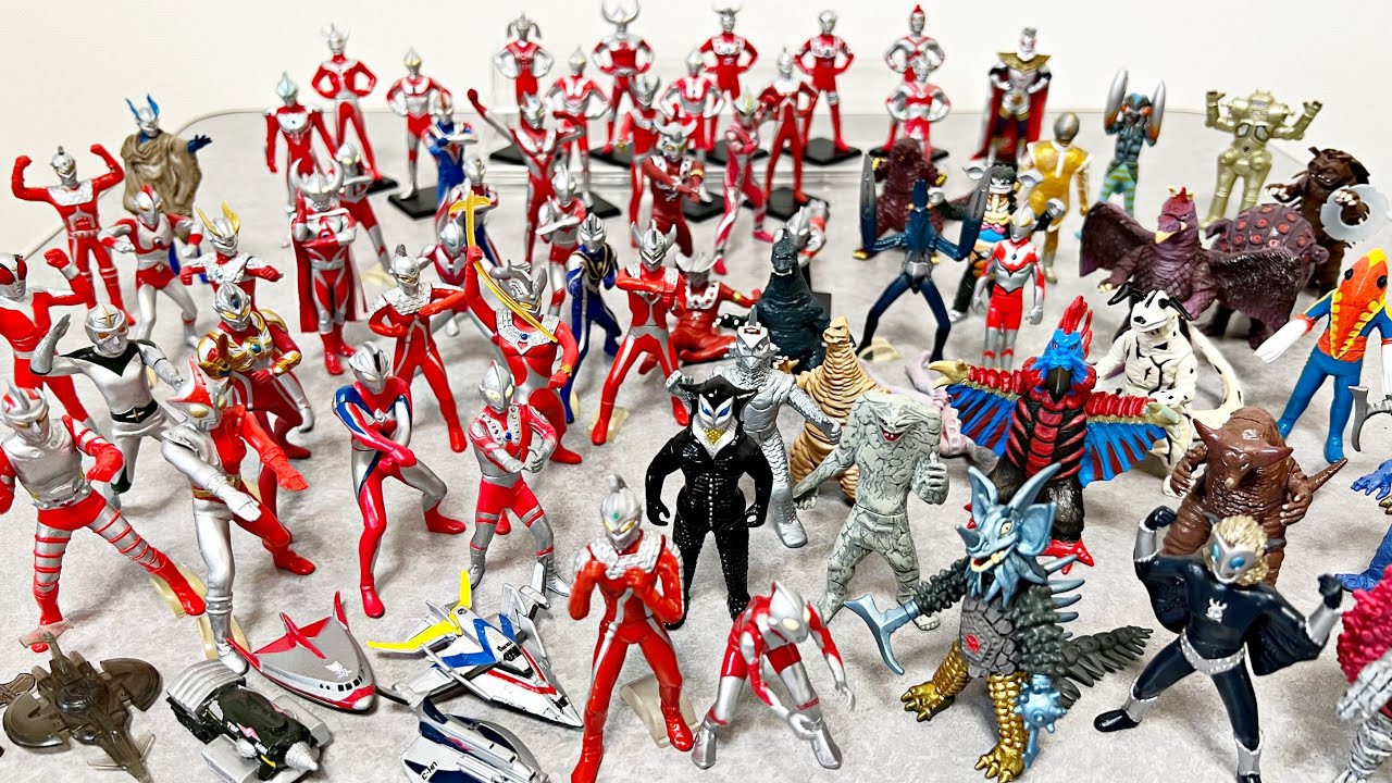 ウルトラマン HGシリーズ大集合！ - YouTube