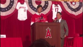 大谷翔平、エンゼルスに「縁感じた」 ファン公開で入団会見 - YouTube