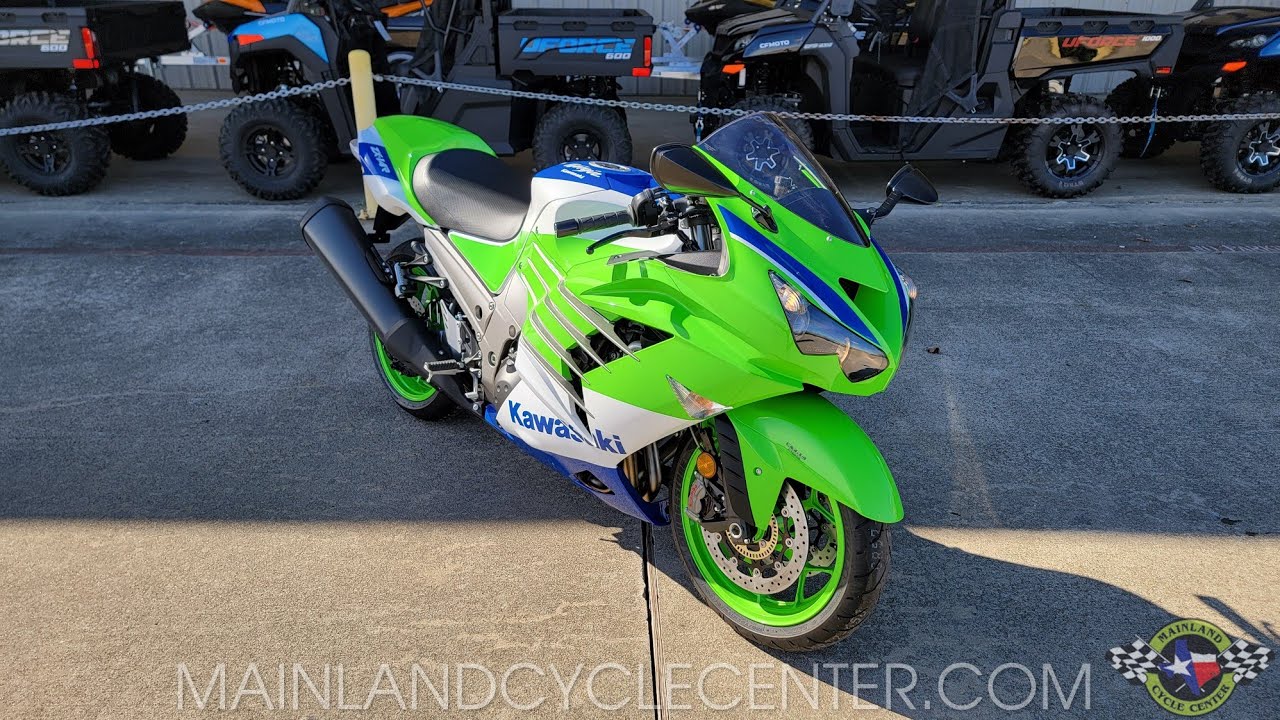 2024 KAWASAKI NINJA® ZX™-14R 40th ANNIVERSARY EDITION ABS WALK
