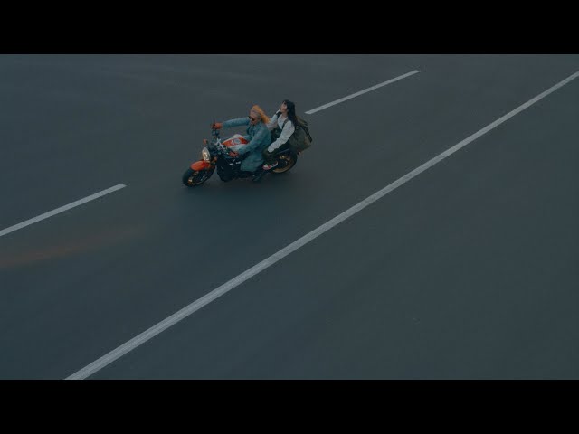 Aimyon - Chika [OFFICIAL MUSIC VIDEO] - YouTube