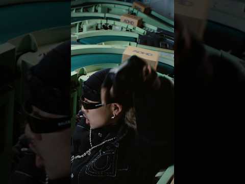 kZm / De-void* - YouTube