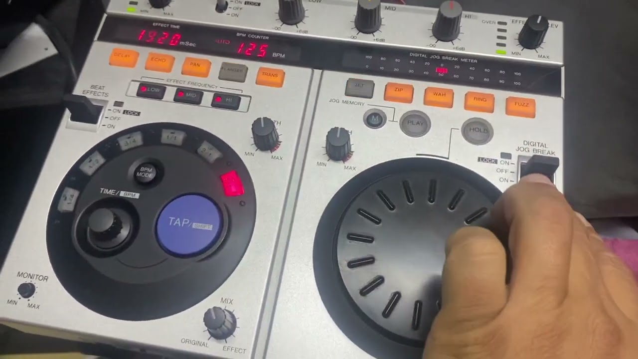 Pioneer EFX 500 Testing - YouTube