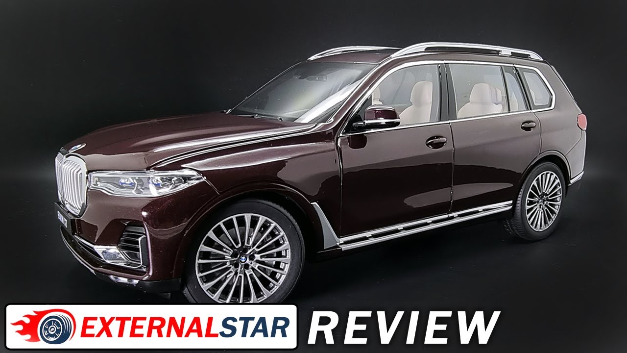 Review: BMW X7 1:18 scale model by Kyosho - YouTube