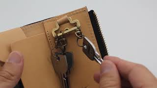 手染めで描く美しいブルー】職人のこだわりを詰め込んだ自分だけの本革