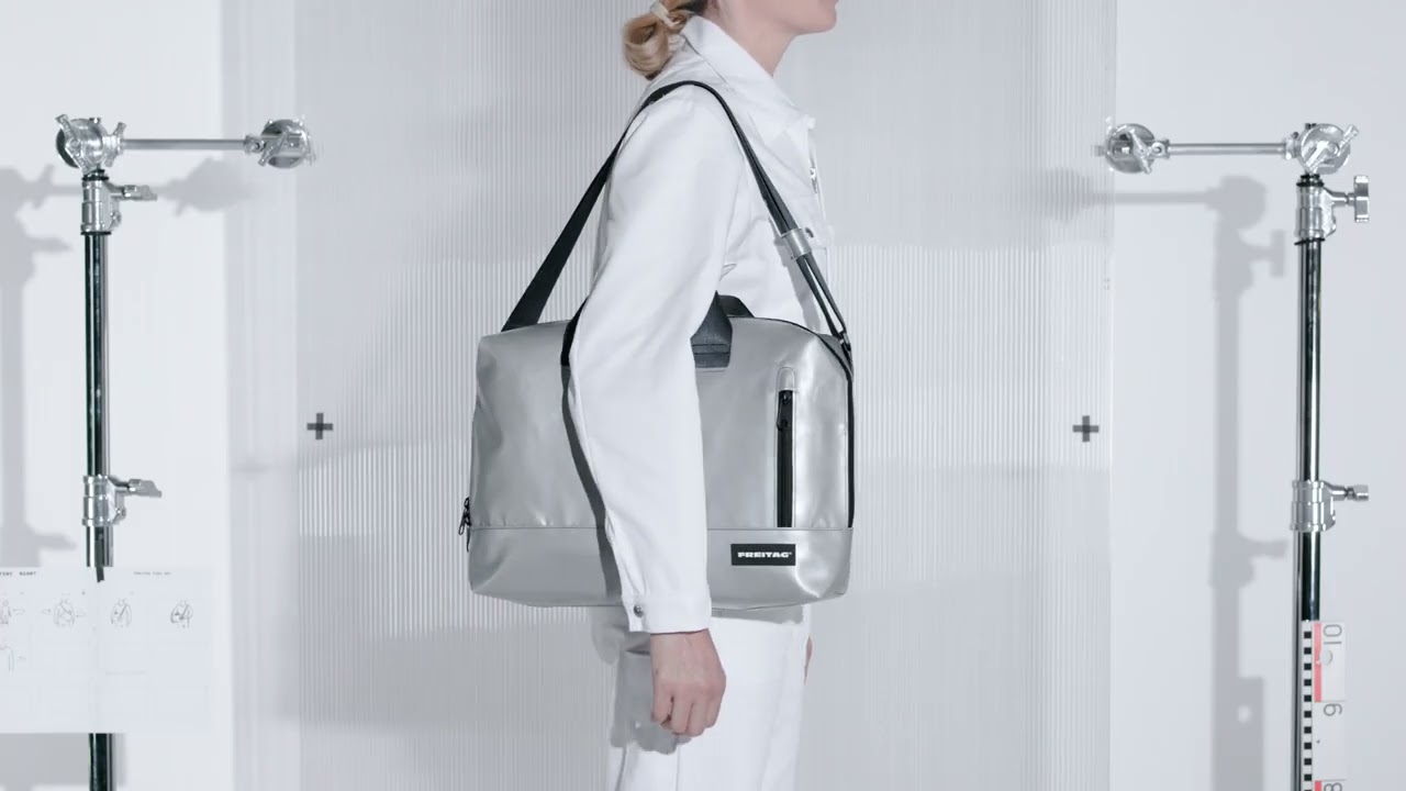 FREITAG - F305 ROY - YouTube