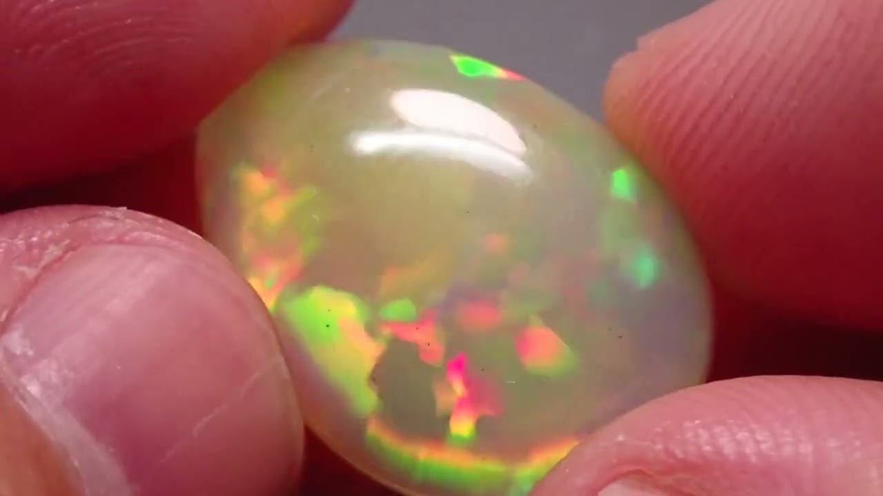 エチオピアオパール 10.80ct - オパールルース・原石の専門店