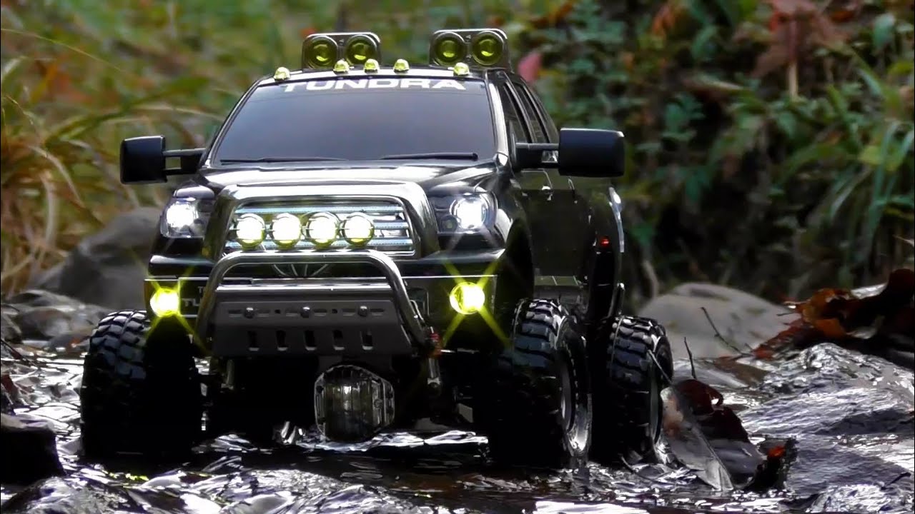 Tamiya TOYOTA TUNDRA！rock crawler 1/10Rc - YouTube