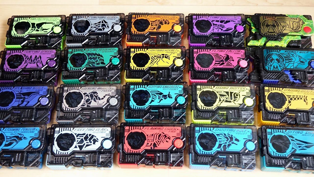 2019年に発売したプログライズキーの変身音を一気に鳴らします！飛電