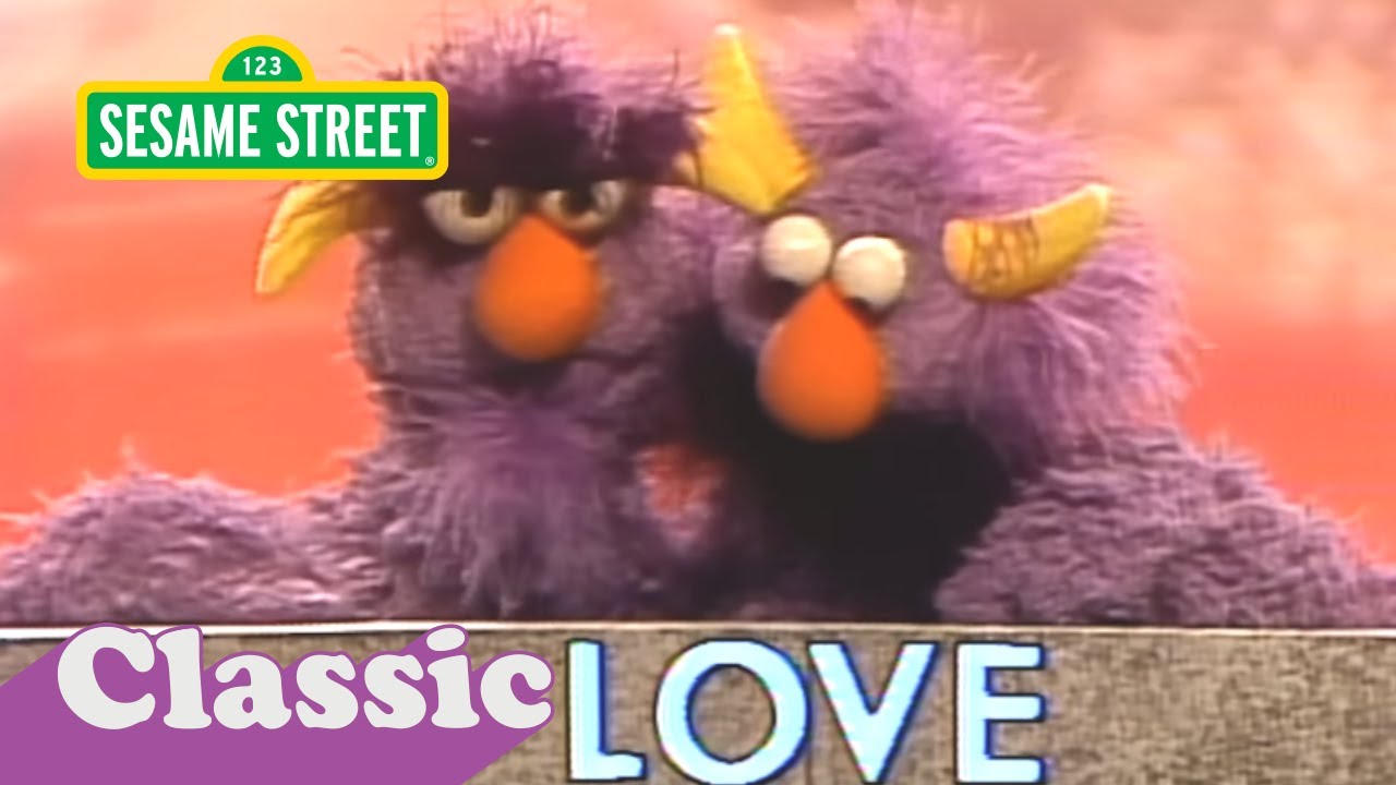 Two-Headed Monster Discovers Love | Sesame Street Classic - YouTube