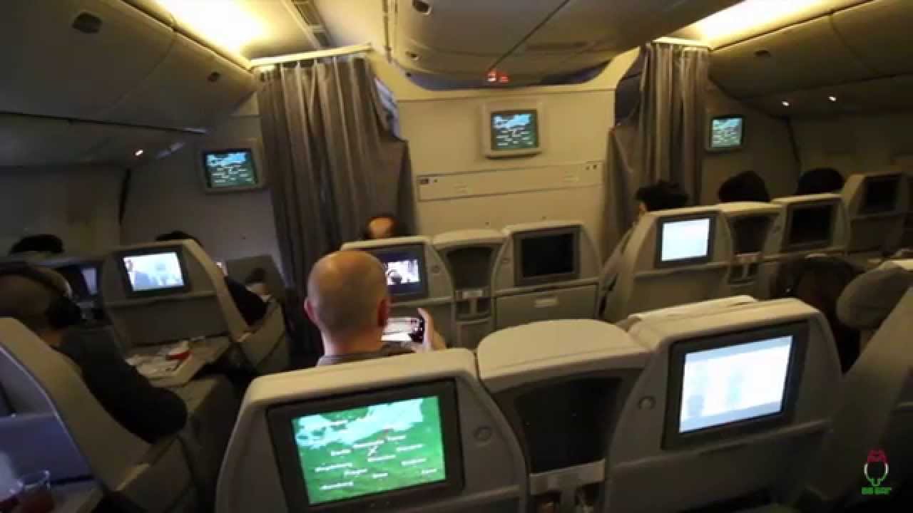 Alitalia 777-200 Tokyo NRT to Milan MXP Classica Plus - YouTube
