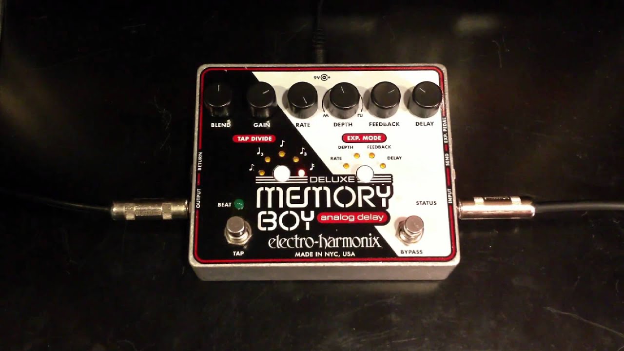 Electro Harmonix Deluxe Memory Boy - YouTube