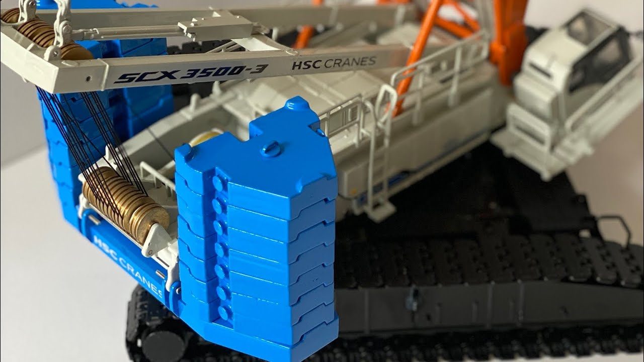 HSC CRANES SCX3500-3 CRAWLER CRANE S=1/50 Debut！ - YouTube