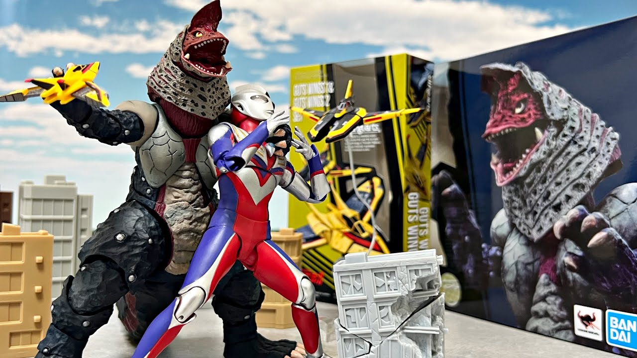 The Great Evolution of Kaiju Arts!] S.H.Figuarts Golza & Guts Wing