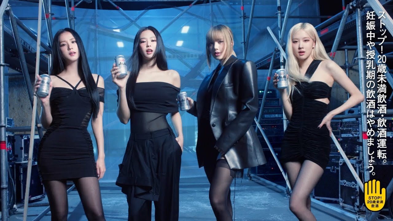 BLACKPINK、メンバー4人揃ってCM出演！ライブ映像＆オフショット満載