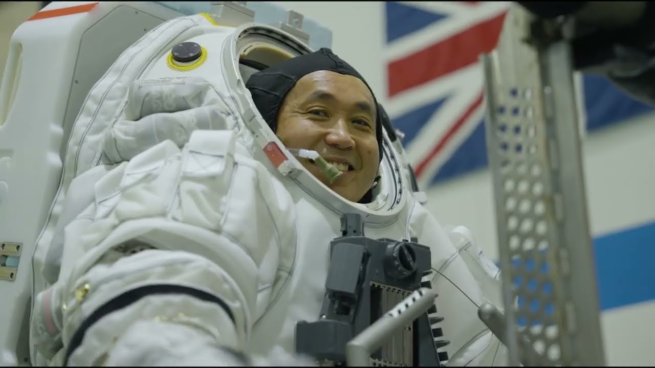 ウアモウ　宇宙飛行士 スペースアドヴェンチャー 宇宙飛行士 フィギュア 10インチ【PT63146