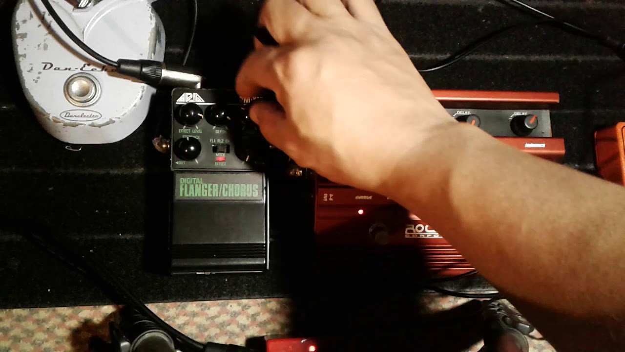 Aria DD-X10 Digital Delay 【ヴィンテージエフェクター】 - YouTube