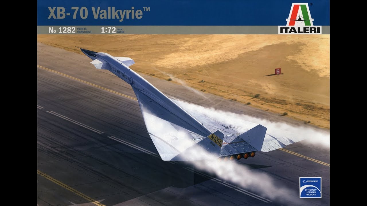 Italeri XB-70 Valkyrie 1/72 Part 2 (final) (by Trevor) - YouTube