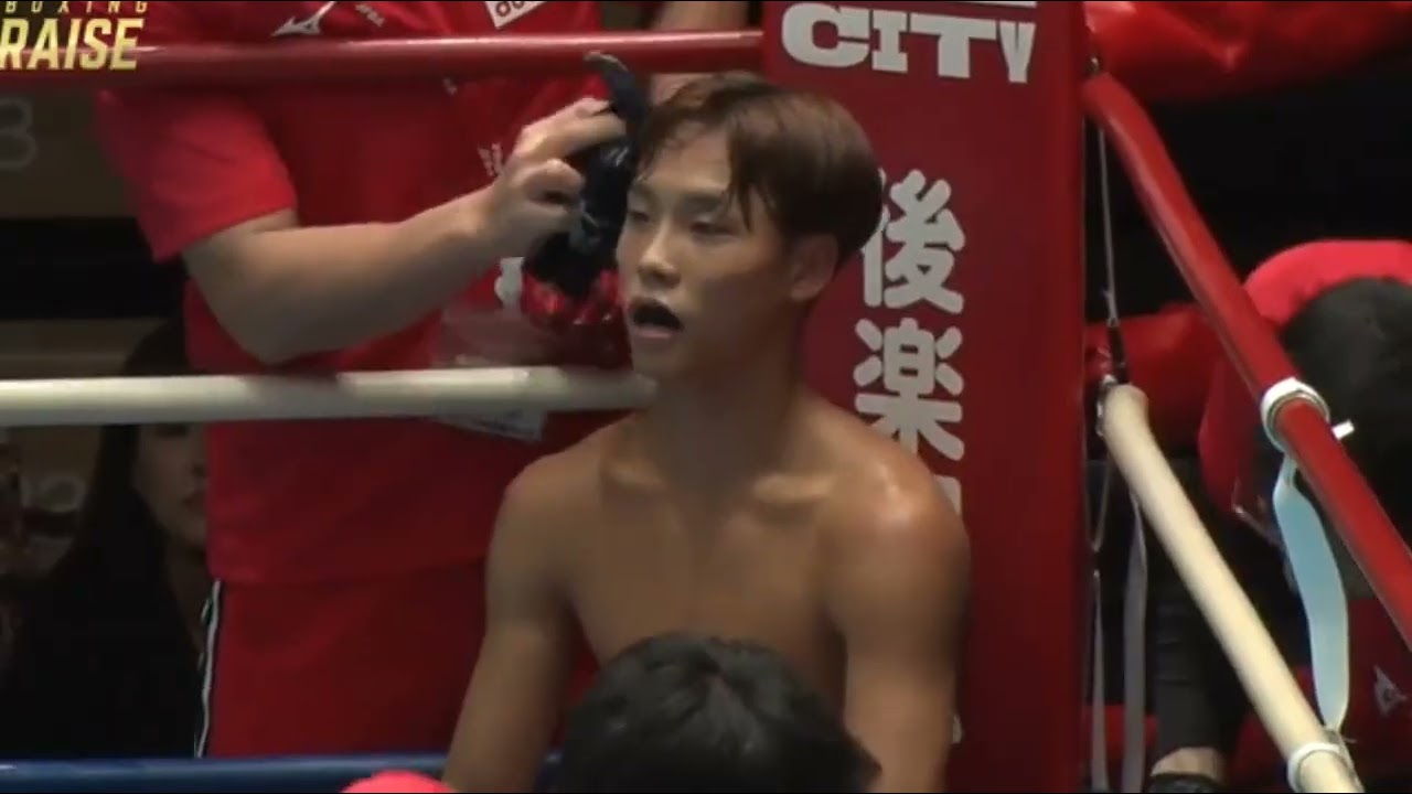 齋藤紘也 vs 坂本優輝/Krushスーパー・ライト級/3分3R・延長1R/23.8.27