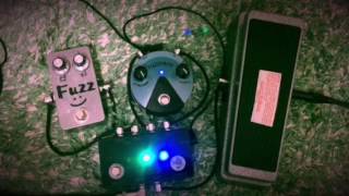 ペダル一つで多彩な歪み「Tone Inverse Fuzz Smile」レビュー！ | 魔法