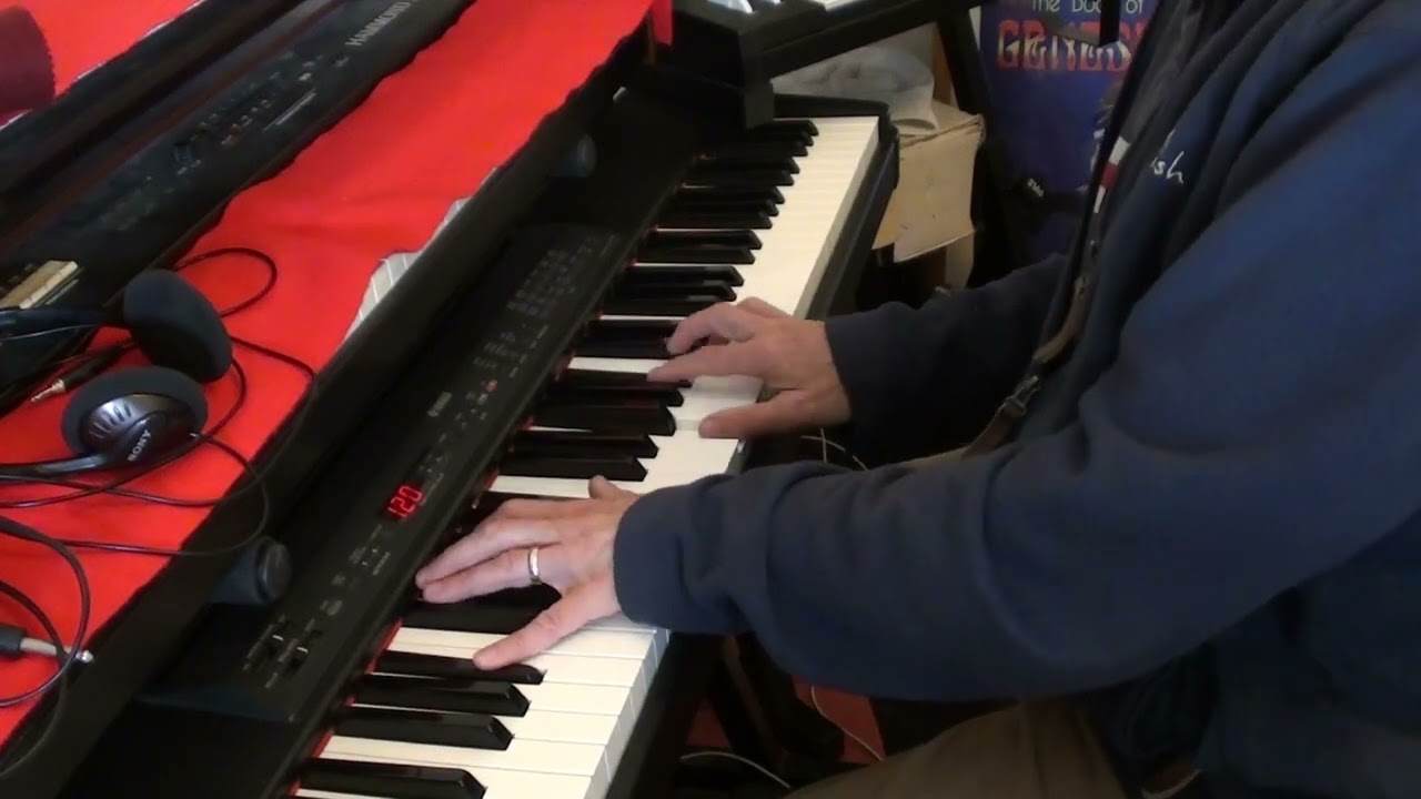 HMB MUsic Yamaha P90 review - YouTube