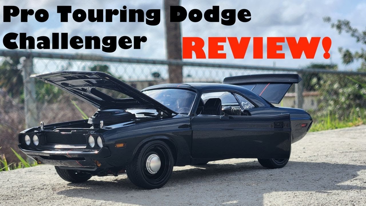 Unboxing and Review: 1970 Dodge Challenger PTC (Pro Touring) 392