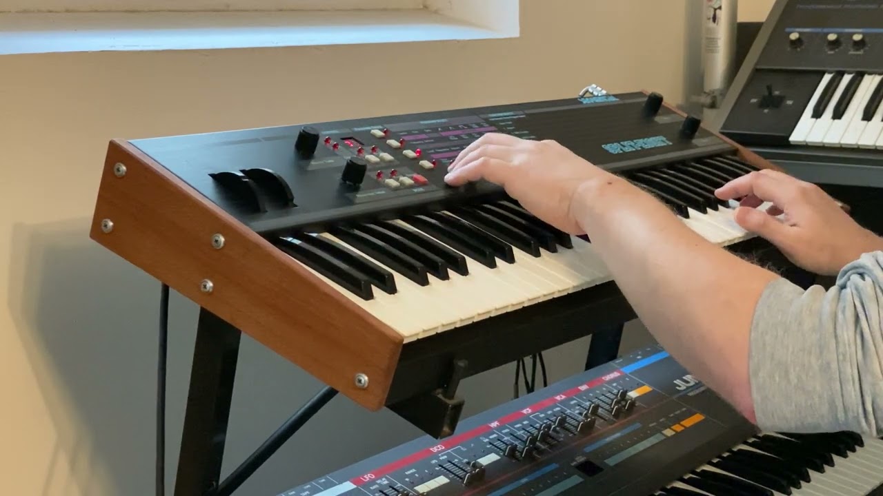 Sequential Circuits Split Eight (Pro-8) Sound Demo - YouTube