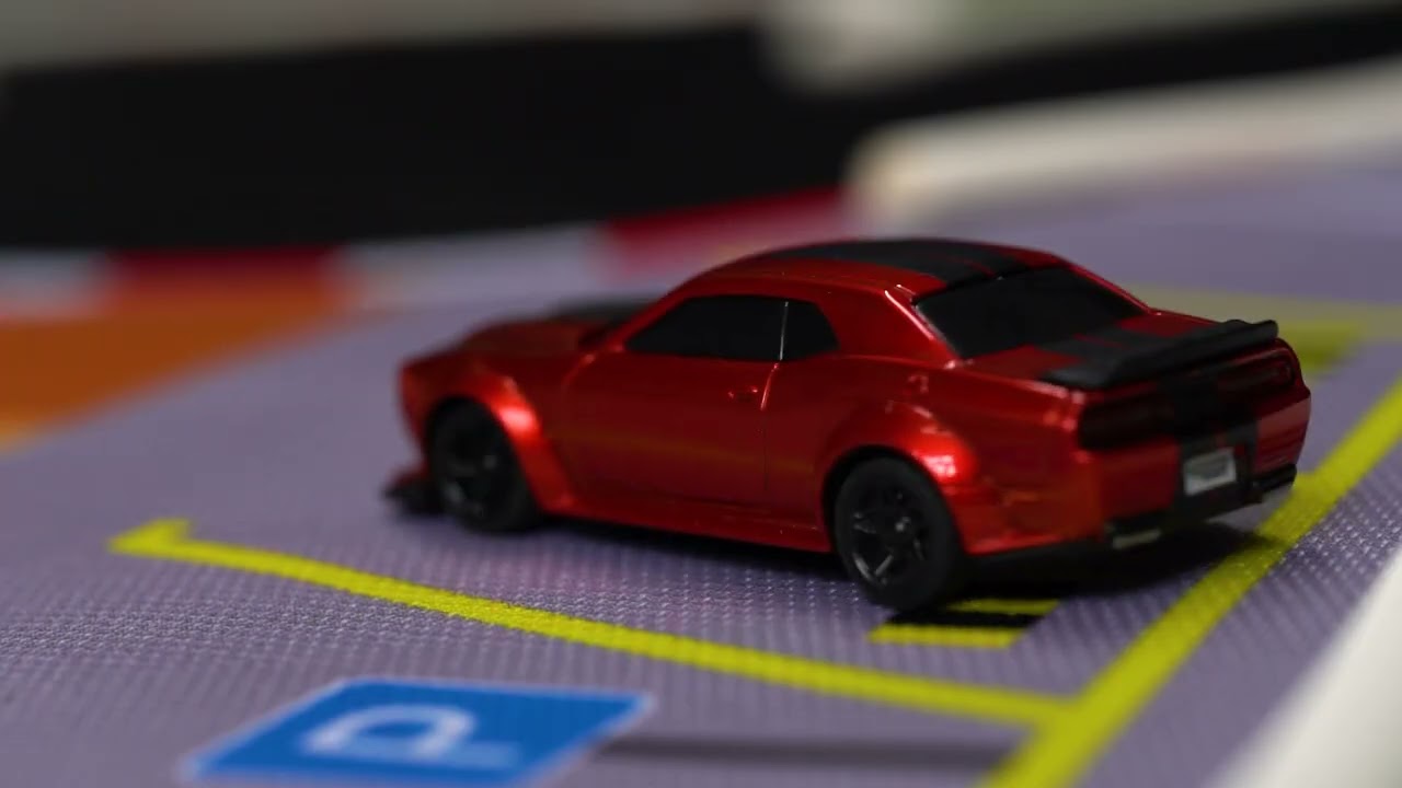 1/76 C75 Red On-road Car［ 1/76スケール C75レッド オンロードカー